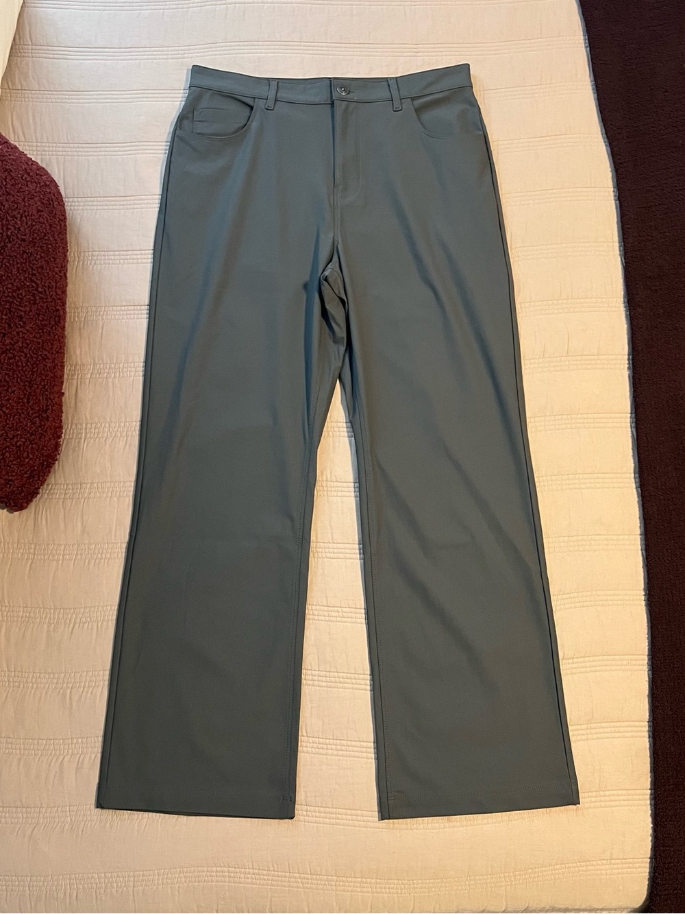 Fabletics Men's Straight Chinos Slate Gray Performance Athleisure 32X32